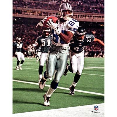 Troy Aikman Dallas Cowboys Unsigned Passing Photograph