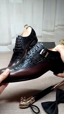 Printed Casual Laces Up Shoes For Women - Black Gold