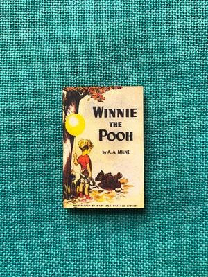 Pooh Needle Minder 