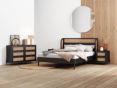 Modern Queen Bedroom Set with 2 Nightstands Solid Wood Platform