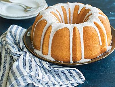 Nordic Ware 12 Cup Formed Aluminum Bundt Pan Blue with Cake Keeper