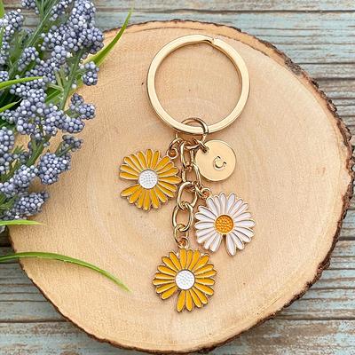 Kasmena 2Pcs Flower Keychains Accessories for Women,Daisy Keychain Cute  Keychains for Women Keychain Charm Floral Keychain Accessories Gift - Yahoo  Shopping