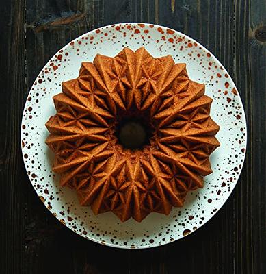 Nordic Ware 10-Cup Bundt Pan 