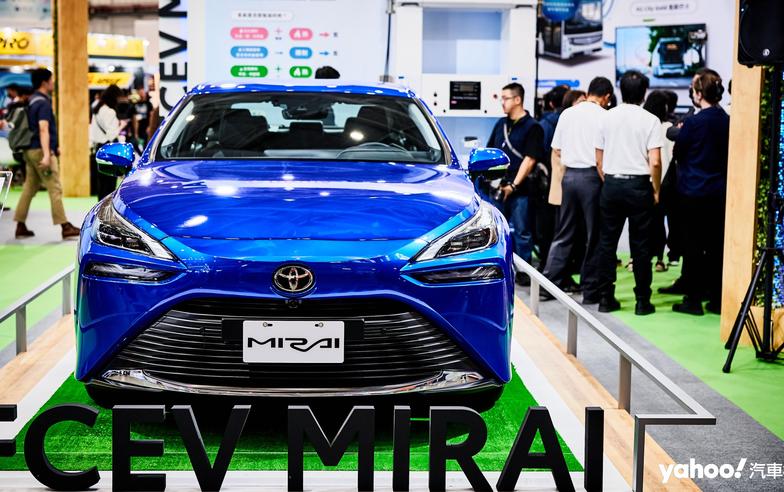 Toyota氫燃料電池車Mirai抵台！預告將能享受的氫能新未來？