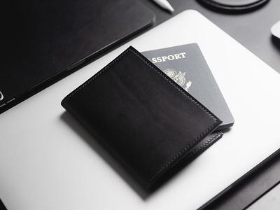 Passeport holder, travelers' essentials in luxury leather