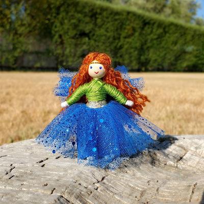 Rainbow High Color & Create Fashion DIY Doll with Washable Rainbow Markers,  Blue Eyes, Straight Hair, Bonus Top & Shoes. Color, Create, Play, Rinse