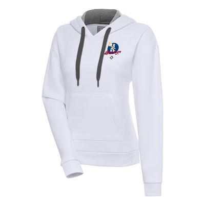 Antigua Women's New York Yankees White Victory Crew Pullover