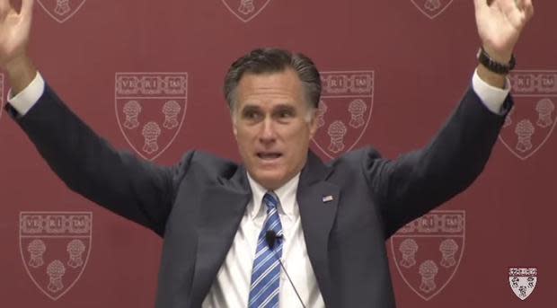 Mitt Romney goes after Obama with PowerPoint