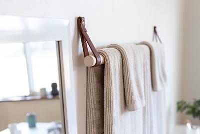 Mkono Towel Holder Wall Mounted Towel Racks for Bathroom Farmhouse Decor  Rustic Wood Towel Hooks Hang Towels Bathrobe Coat Clothing 12.6 x 5.2  Bath Towel Hanger Storage Organizer - Yahoo Shopping