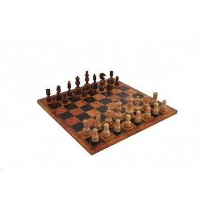 Traditional Hardwood Chess Set - Board and Pieces