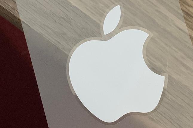 https://hk.news.yahoo.com/new-ipad-pro-ipad-air-no-more-apple-logo-sticker-065612449.html