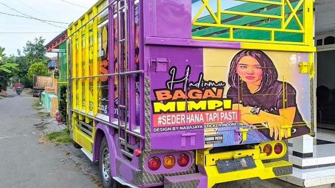 7 Potret Wika Salim di Belakang  Bak Truk  Ini Jadi 