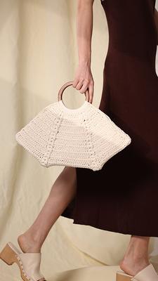 Ladies Embroidered Shell Shaped Shoulder Bag