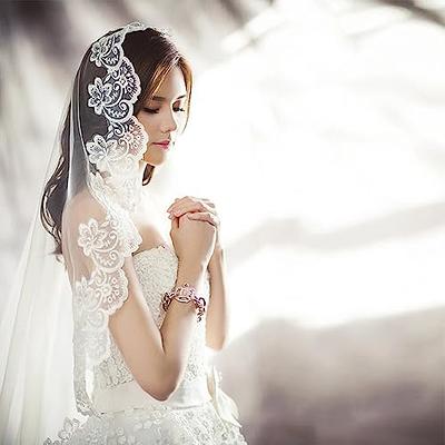 Unsutuo Cathedral Wedding Veil 1 Tier Lace Applique Bridal Veil Long Tulle  Veil with Comb for Women and Bride (Ivory)
