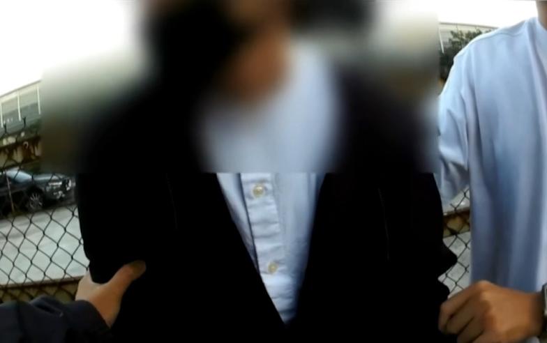 「投資古董」詐騙！警設局逮詐團 車手痛哭