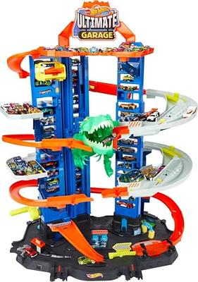  Hot Wheels Track Set and Toy Car, Large-Scale Motorized Track  with 3 Corkscrew Loops, 3 Crash Zones and Toy Storage ( Exclusive) :  Toys & Games