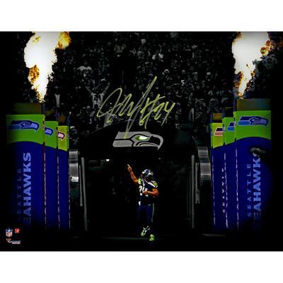 Marshawn Lynch Seattle Seahawks Autographed 8 x 10 Vertical Running Photograph