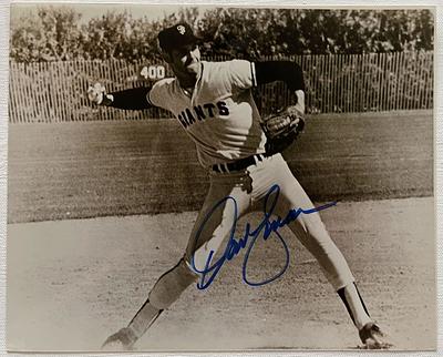 Autographed Dave Stieb Photograph - 8x10