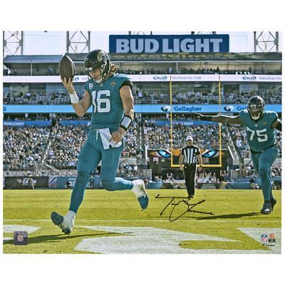 Jalen Reagor Philadelphia Eagles Fanatics Authentic Autographed 16 x 20  Black Jersey Running Photograph