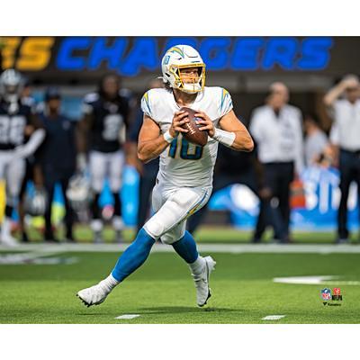 Matthew Stafford Los Angeles Rams Unsigned Looking to Pass