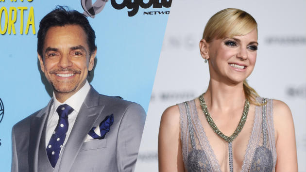 eugenio-derbez-anna-faris.jpg