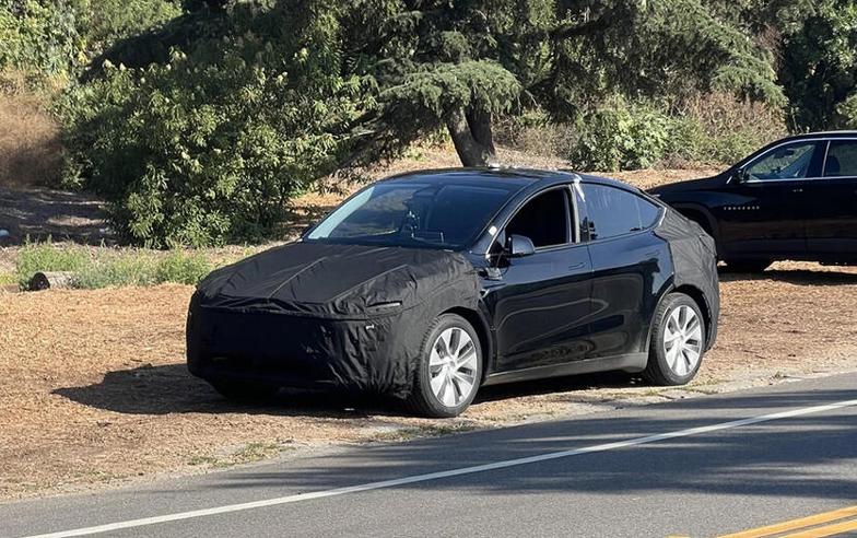 特斯拉 Model Y 煥新版測試車首次曝光！預計 2025 年推出、內外都會很不一樣