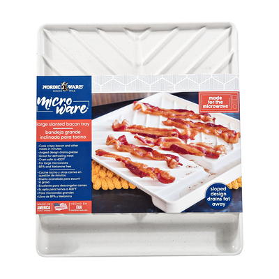 Nordic Ware Slanted Bacon Tray with Lid - Medium