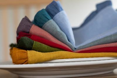 Colorful Ruffled Cloth Napkins Bulk, Linen Set, Small 14x14 Size, Table  Runner - Yahoo Shopping