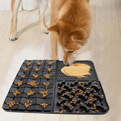 Lesipee Licking Mat for Dogs & Cats 2 Pack, Slow Feeder Lick Pat, Anxiety  Relief Dog Toys Feeding Mat for Butter Yogurt Peanut, Pets Supplies Bathing  Grooming Training Calming Mat (Blue&Green) 