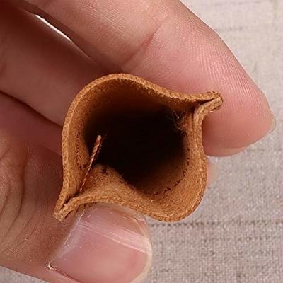 Sewing Thimble Finger Protector, Leather Thimble Sewing Thimble Finger  Protector with Coin Thimble Pad for Hand Sewing Quilting Knitting(M) :  : Home & Kitchen