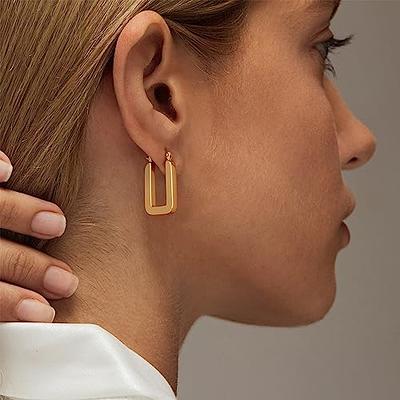 Vintage Halo Earrings Yellow Gold Side View - NE1008 – JEWELLERY GRAPHICS