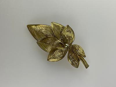 Vintage Pin Brooch Gold Toned Floral Leaf Design With Brown Rhinestones  Green & Enamel Used - Yahoo Shopping