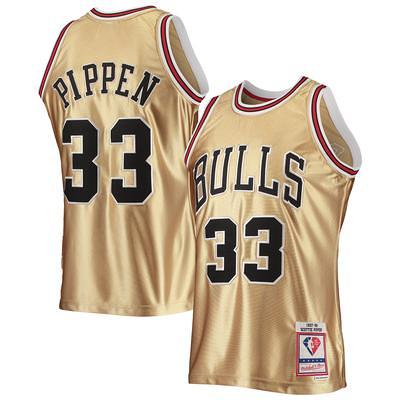 Men's Chicago Bulls Scottie Pippen Mitchell & Ness White Out Swingman Jersey