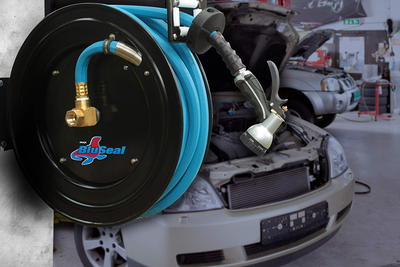 BLUSEAL BSWR5850 Retractable Hose Reel with 5/8 x 50' Hot Water