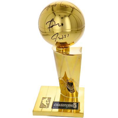 Khris Middleton Milwaukee Bucks Unsigned 2021 NBA Finals Larry O'Brien  Trophy Photograph 