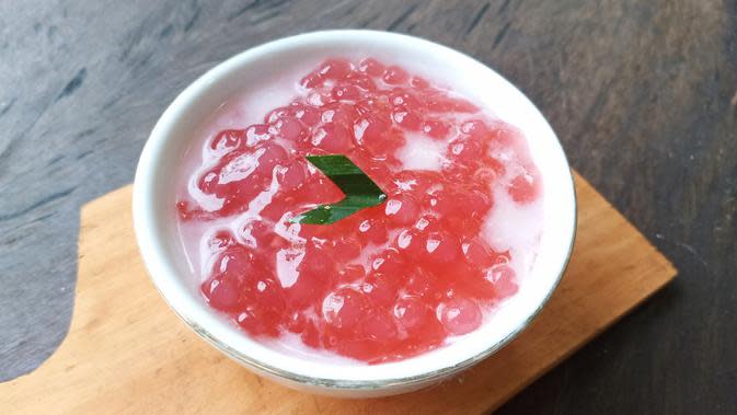 Cara Membuat Bubur Mutiara Cara Membuat Bubur Mutiara Merah Putih yang Lembut