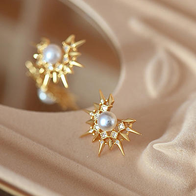 Sun & Moon Earrings for Women - ApolloBox