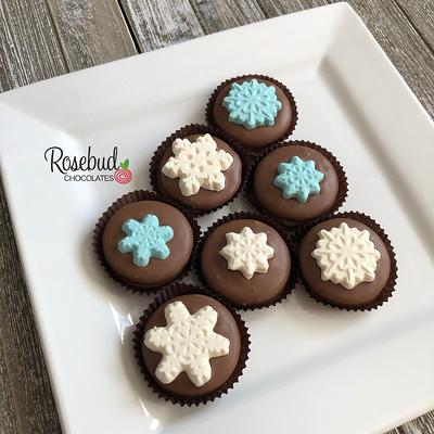 12 Snowflake Chocolate Covered Oreo Cookie Christmas Holiday Winter Party  Candy Favors Frozen Birthday - Yahoo Shopping