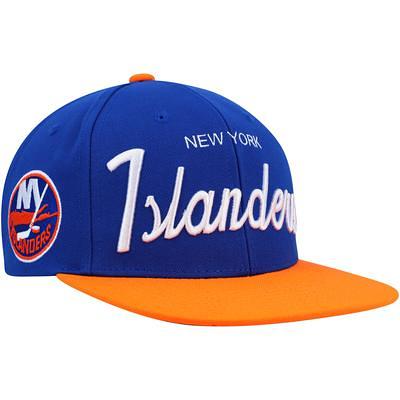 Men's Mitchell & Ness Black New York Islanders Gold Leaf Trucker Snapback Hat