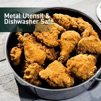 HexClad Hybrid Nonstick Sauté Pan and Lid, Chicken Fryer, 7-Quart