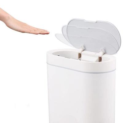 Dracelo Small Bathroom Step Trash Can with Lid Soft Close in Black