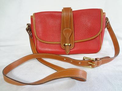 DOONEY & BOURKE vintage 1980s all weather leather equestrian crossbody bag