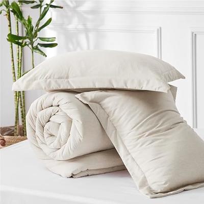 Bedsure King Comforter Set - White Comforter, Cute Floral Bedding Comforter  Sets, 3 Pieces, 1 Soft Reversible Botanical Flowers Comforter and 2 Pillow