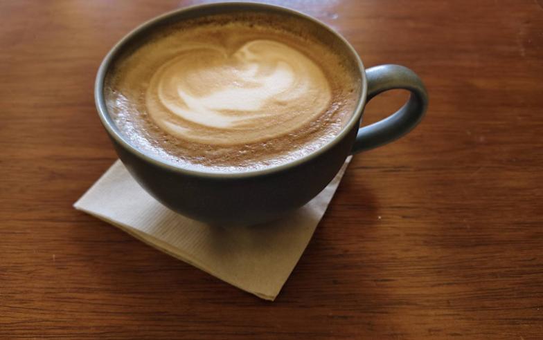 咖啡喝再多也沒用？營養師：專注力其實敗在這4個飲食習慣