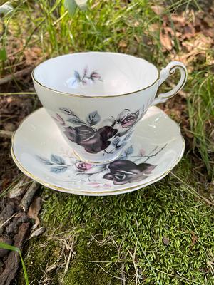 Vintage Tea Cup And Saucer Set - Ceramic - Gray - ApolloBox