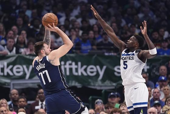 https://tw.sports.yahoo.com/news/luka-doncic%E6%89%9B%E8%B5%B7%E8%BC%B8%E7%90%83%E8%B2%AC%E4%BB%BB-%E5%B0%B1%E6%98%AF%E5%86%8D%E8%B4%8F1%E5%A0%B4-040236601.html