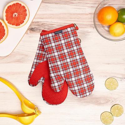 Nautica Red Plaid 100% Cotton Oven Mitts With Silicone Palm (Set