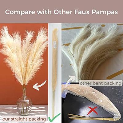Tall Faux Pampas Grass - Black (3 Stems)  Black feather decor, Pampas  grass decor, Floor vase