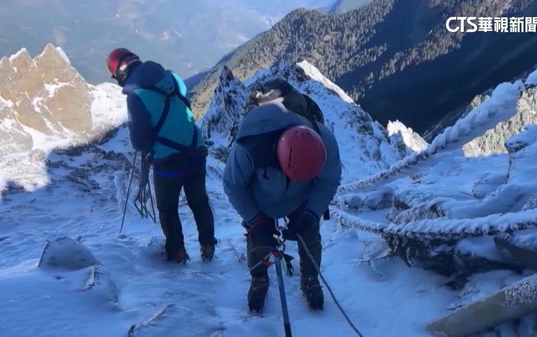 春節挑戰玉山八通關　疑結冰墜邊坡　30歲領隊喪命