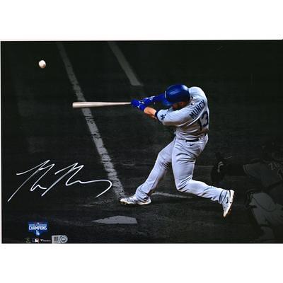 Max Muncy MLB Authenticated Autographed Los Angeles Dodgers 2020